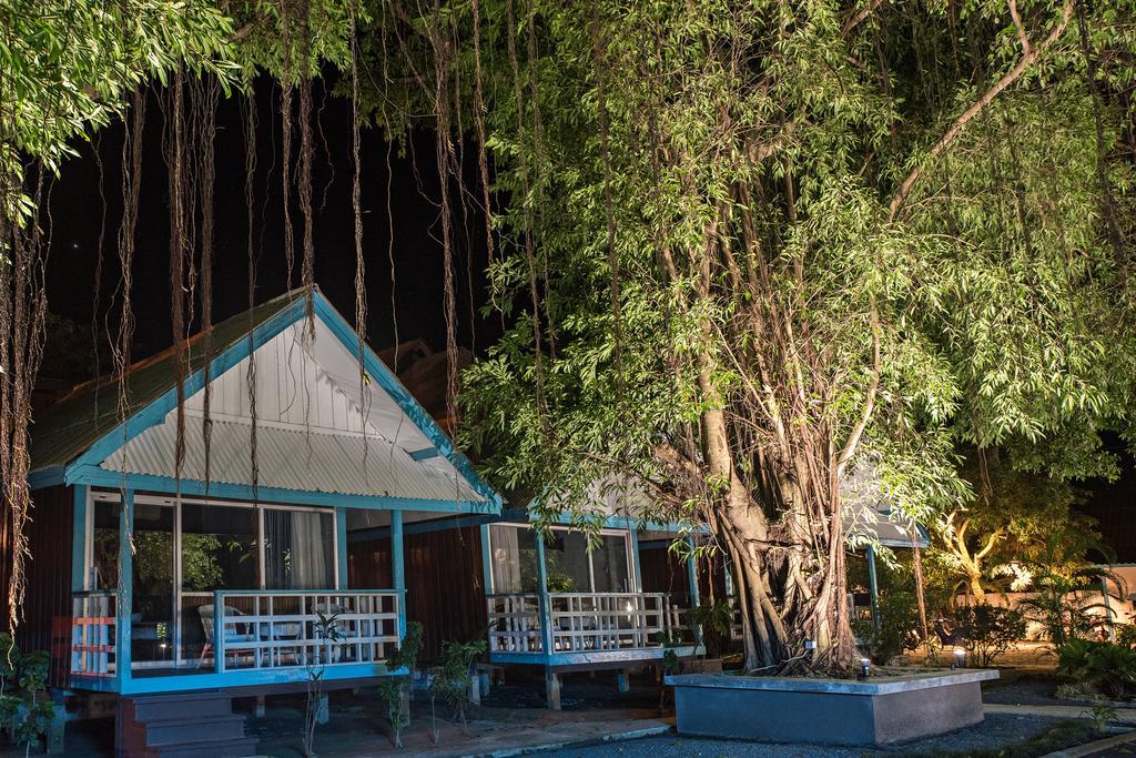 Blu' Beach Bungalows Lamai Beach  Екстер'єр фото